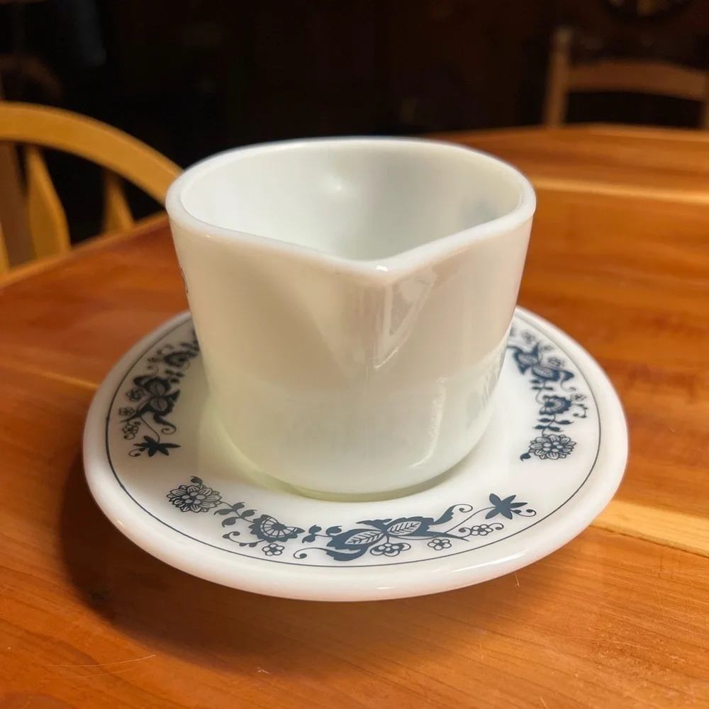 Vintage Old Town Blue Gravy Boat with Dish